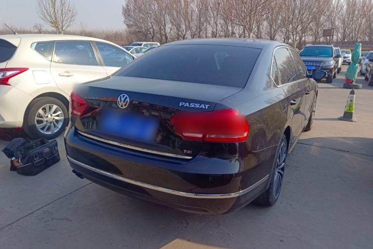 Used Volkswagen Passat 2014 1.8TSI DSG Prestige Edition Rear Right 45 Deg