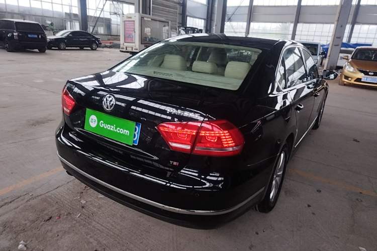 Used Volkswagen Passat 2014 1.8TSI DSG Prestige Edition Rear Right 45 Deg
