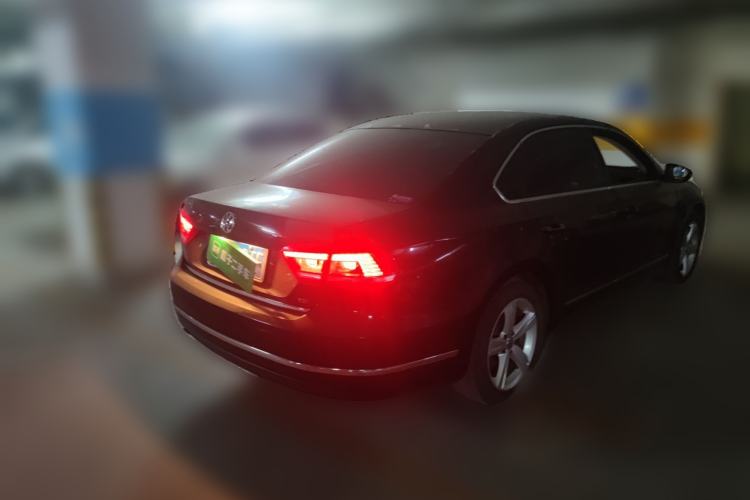 Used Volkswagen Passat 2014 1.8TSI DSG Prestige Edition Rear Right 45 Deg
