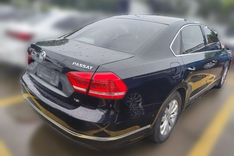 Used Volkswagen Passat 2014 1.8TSI DSG Prestige Edition Rear Right 45 Deg