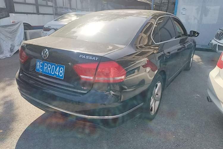 Used Volkswagen Passat 2014 1.8TSI DSG Prestige Edition Rear Right 45 Deg