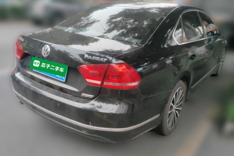 Used Volkswagen Passat 2014 1.8TSI DSG 30th Anniversary Edition Rear Right 45 Deg