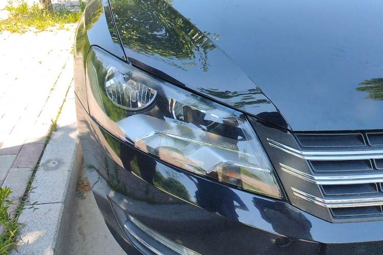 Used Volkswagen Passat 2014 1.8TSI DSG Prestige Edition Right Front Headlight