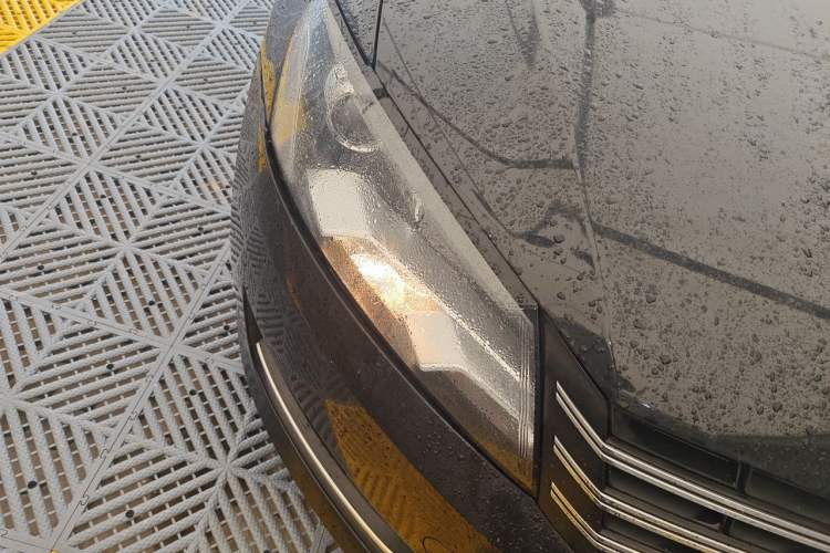 Used Volkswagen Passat 2014 1.8TSI DSG Prestige Edition Right Front Headlight