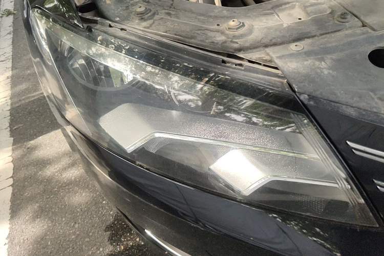 Used Volkswagen Passat 2014 1.8TSI DSG Prestige Edition Right Front Headlight