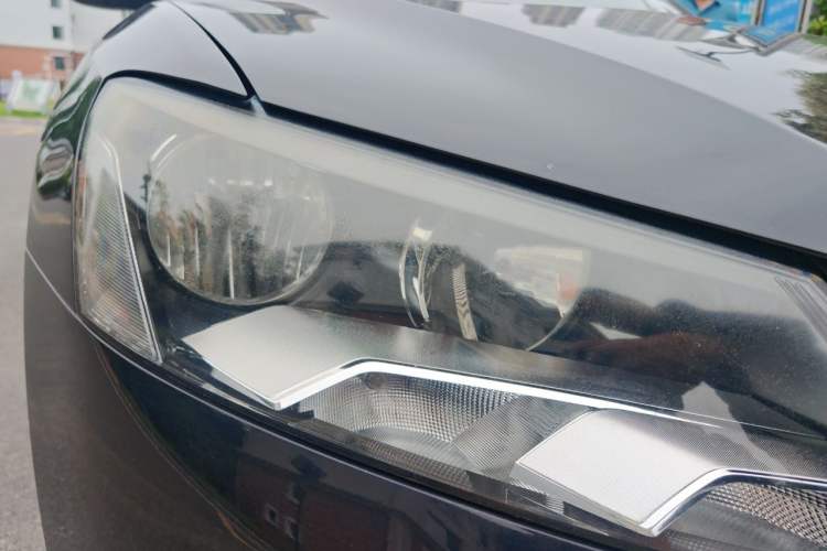 Used Volkswagen Passat 2014 1.8TSI DSG Prestige Edition Right Front Headlight
