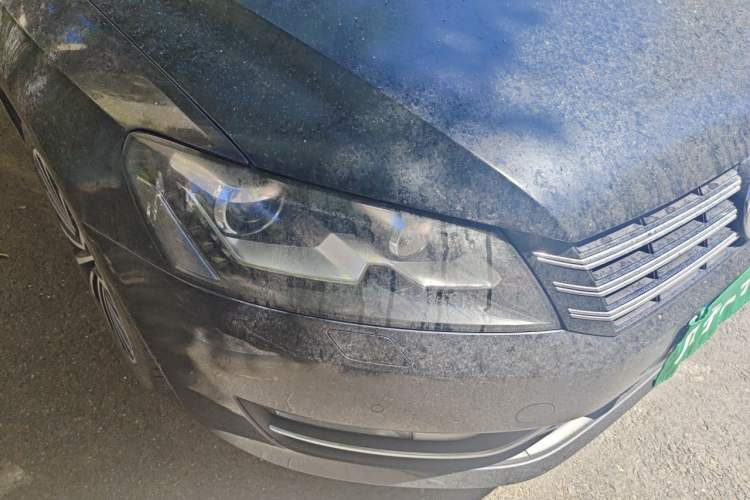 Used Volkswagen Passat 2014 1.8TSI DSG Prestige Navigation Edition Right Front Headlight