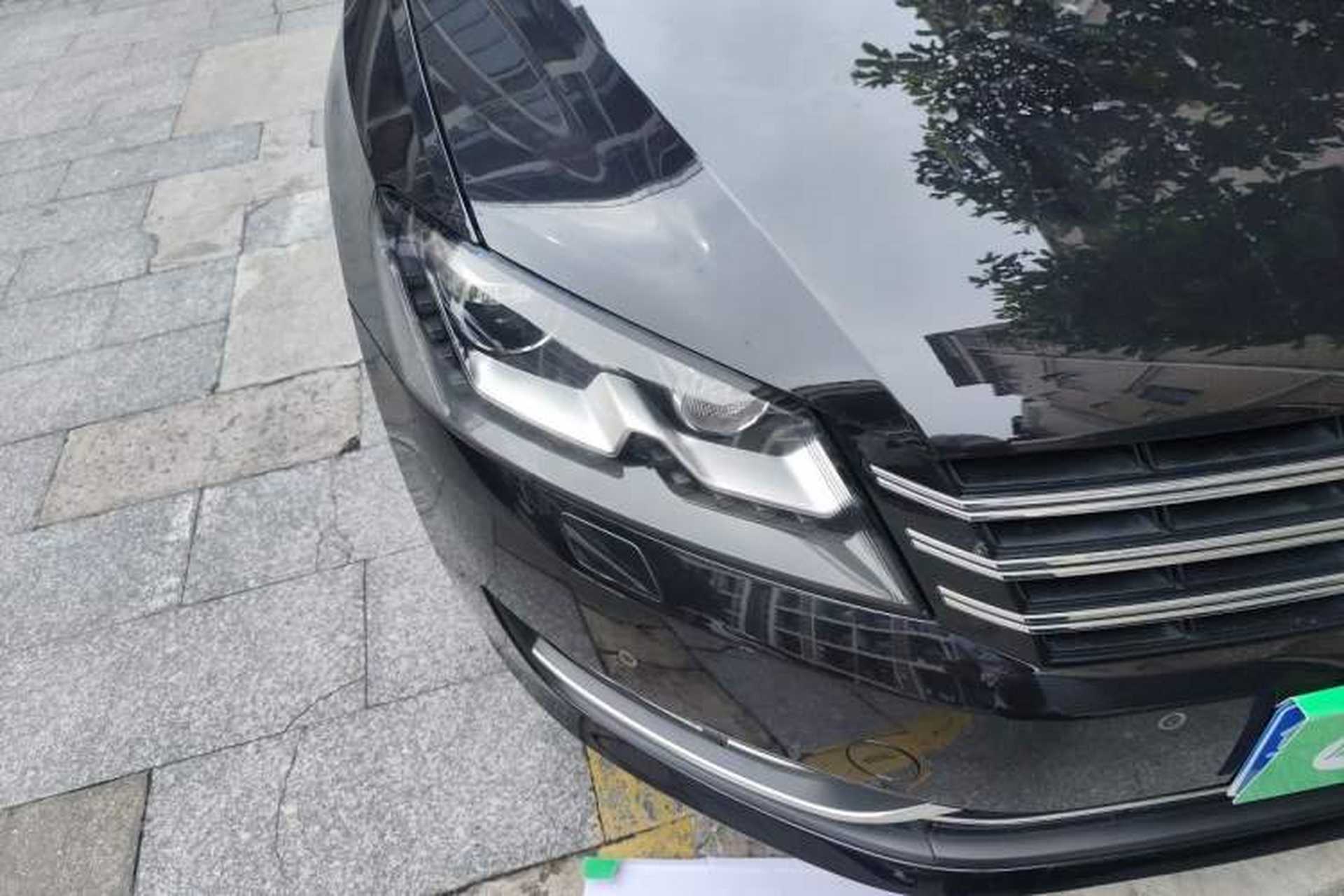 Used Volkswagen Passat 2014 1.8TSI DSG Prestige Edition Right Front Headlight