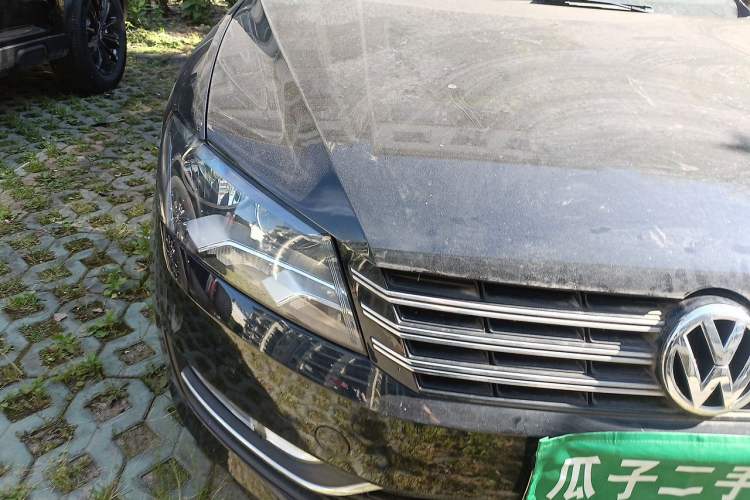 Used Volkswagen Passat 2014 1.8TSI DSG Prestige Navigation Edition Right Front Headlight