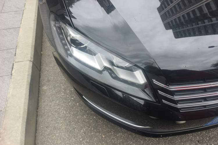 Used Volkswagen Passat 2014 2.0 TSI DSG Ultimate Edition Right Front Headlight