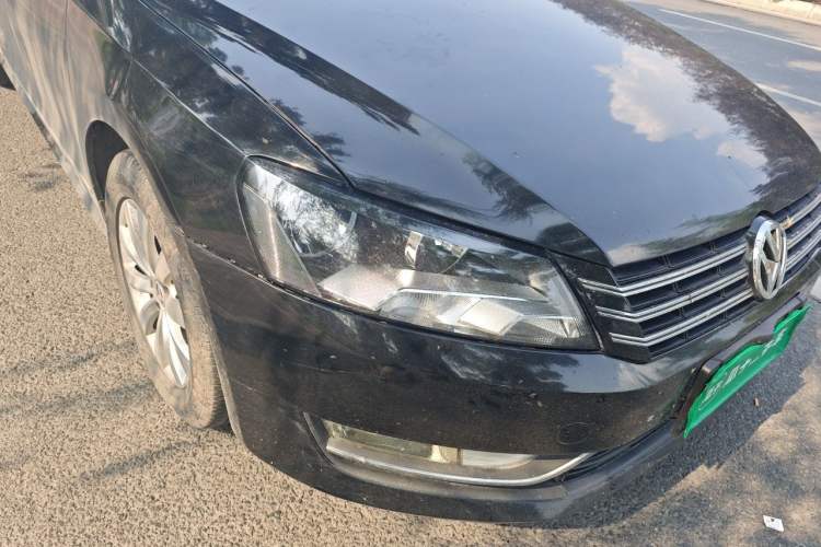 Used Volkswagen Passat 2014 1.4TSI DSG Prestige Edition Right Front Headlight