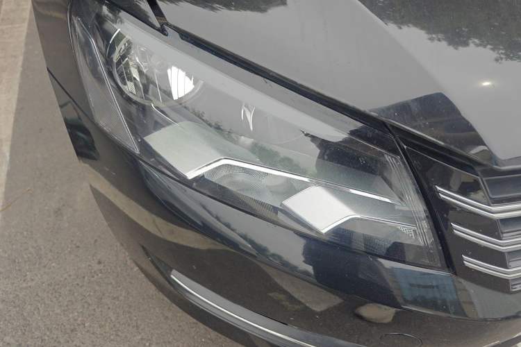 Used Volkswagen Passat 2014 1.4TSI DSG Prestige Edition Right Front Headlight