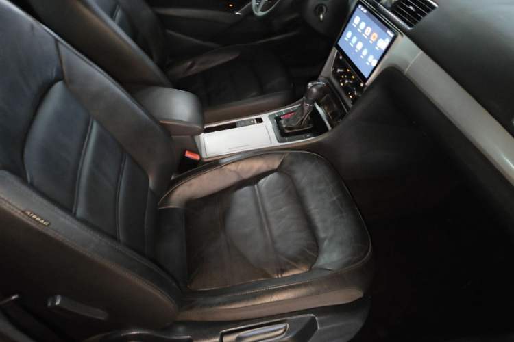 Used Volkswagen Passat 2014 1.8TSI DSG Prestige Edition Right Front Seat