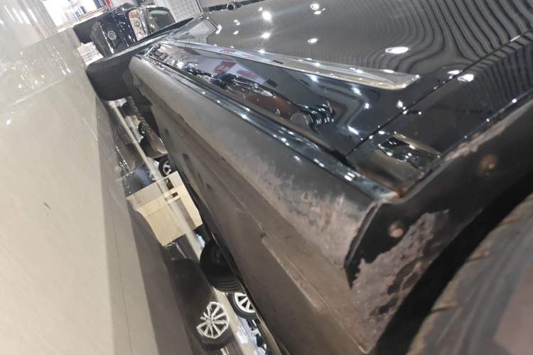 Used Volkswagen Passat 2014 1.8TSI DSG Prestige Edition Right Side Sill