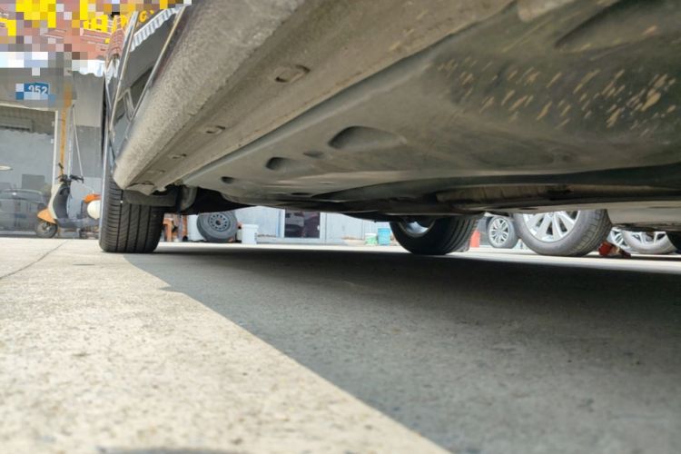 Used Volkswagen Passat 2014 1.8TSI DSG Prestige Edition Right Side Sill