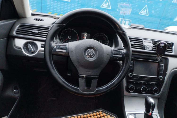 Used Volkswagen Passat 2014 1.8TSI DSG Prestige Edition Steering Wheel