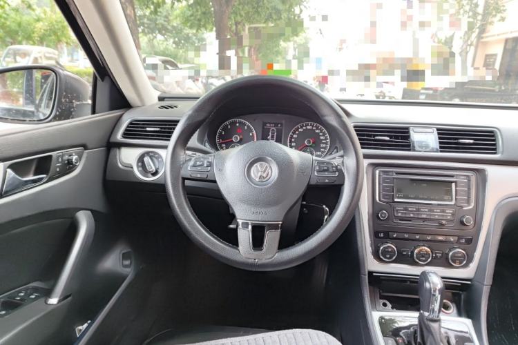 Used Volkswagen Passat 2014 1.8TSI DSG Prestige Edition Steering Wheel