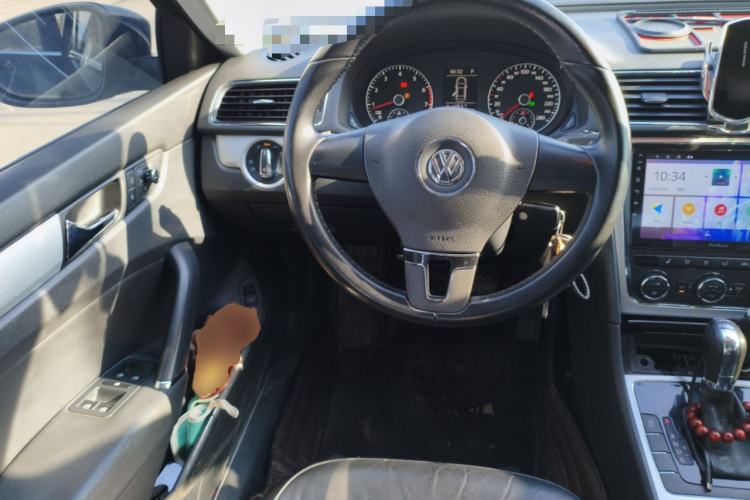 Used Volkswagen Passat 2014 1.8TSI DSG 30th Anniversary Edition Steering Wheel