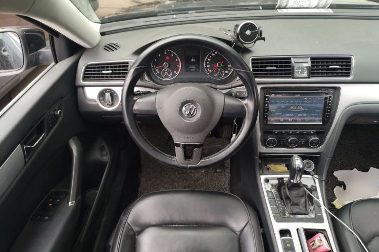 Used Volkswagen Passat 2014 1.8TSI DSG Prestige Edition Steering Wheel