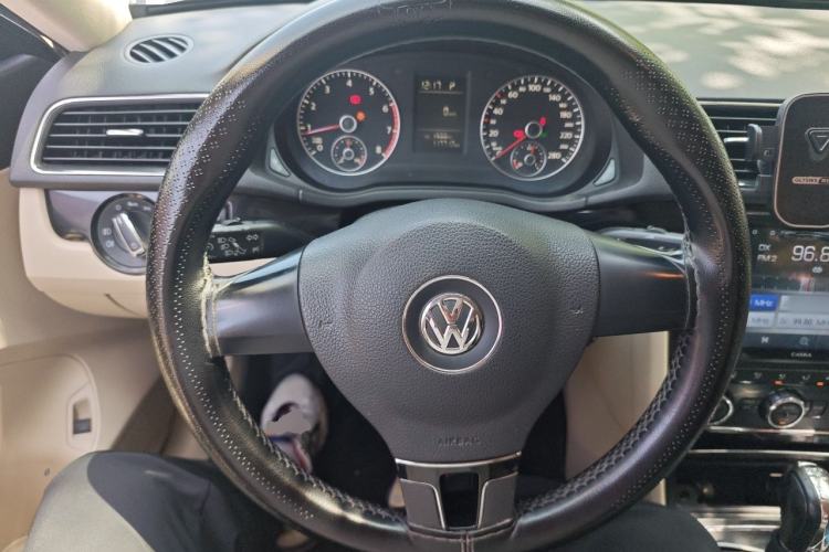 Used Volkswagen Passat 2014 1.8TSI DSG Prestige Edition Steering Wheel