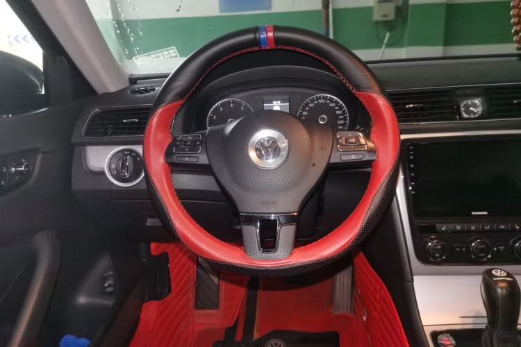 Used Volkswagen Passat 2014 1.8TSI DSG Prestige Edition Steering Wheel