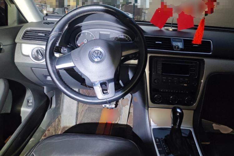 Used Volkswagen Passat 2014 1.8TSI DSG Prestige Edition Steering Wheel