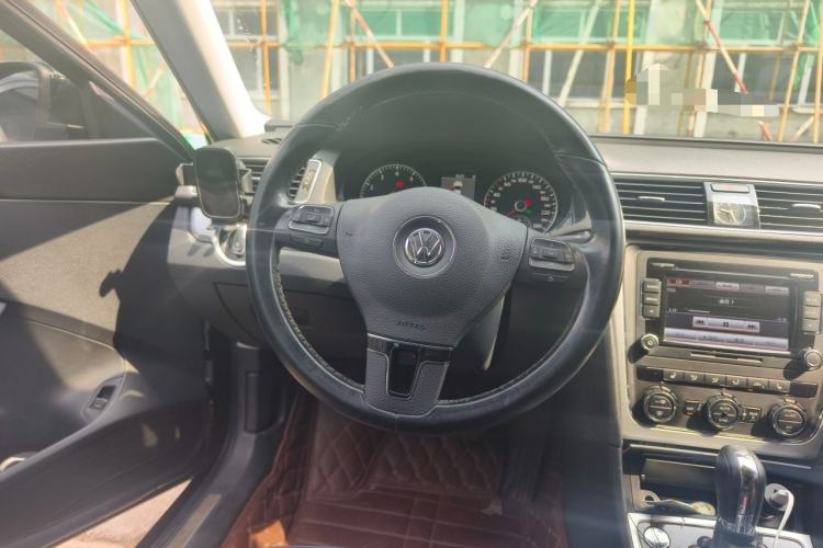 Used Volkswagen Passat 2014 1.8TSI DSG Prestige Edition Steering Wheel