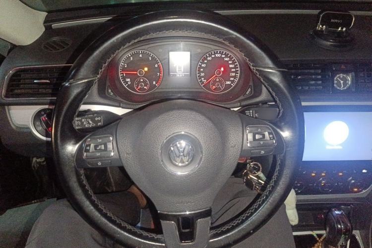 Used Volkswagen Passat 2014 1.8TSI DSG Prestige Edition Steering Wheel