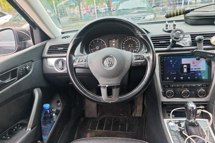 Used Volkswagen Passat 2014 1.8TSI DSG Prestige Edition Steering Wheel