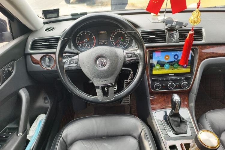 Used Volkswagen Passat 2014 1.8TSI DSG Prestige Edition Steering Wheel