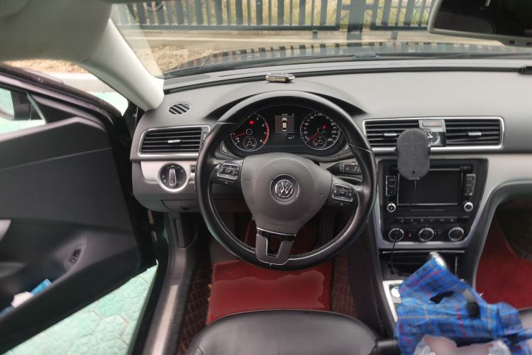 Used Volkswagen Passat 2014 1.8TSI DSG Prestige Edition Steering Wheel