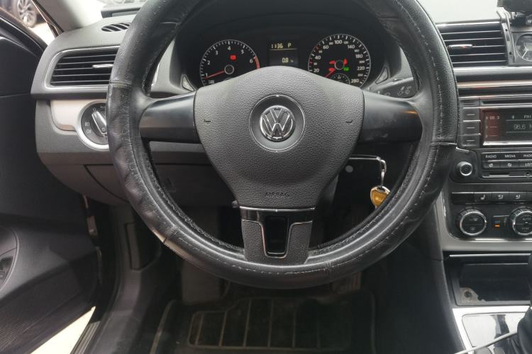 Used Volkswagen Passat 2014 1.8TSI DSG Prestige Edition Steering Wheel