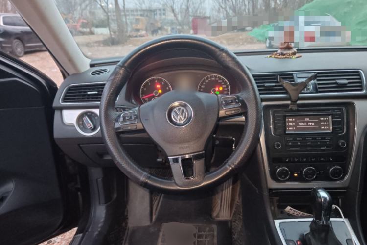 Used Volkswagen Passat 2014 1.8TSI DSG Prestige Edition Steering Wheel