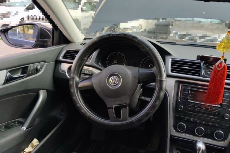 Used Volkswagen Passat 2014 1.8TSI DSG Prestige Edition Steering Wheel