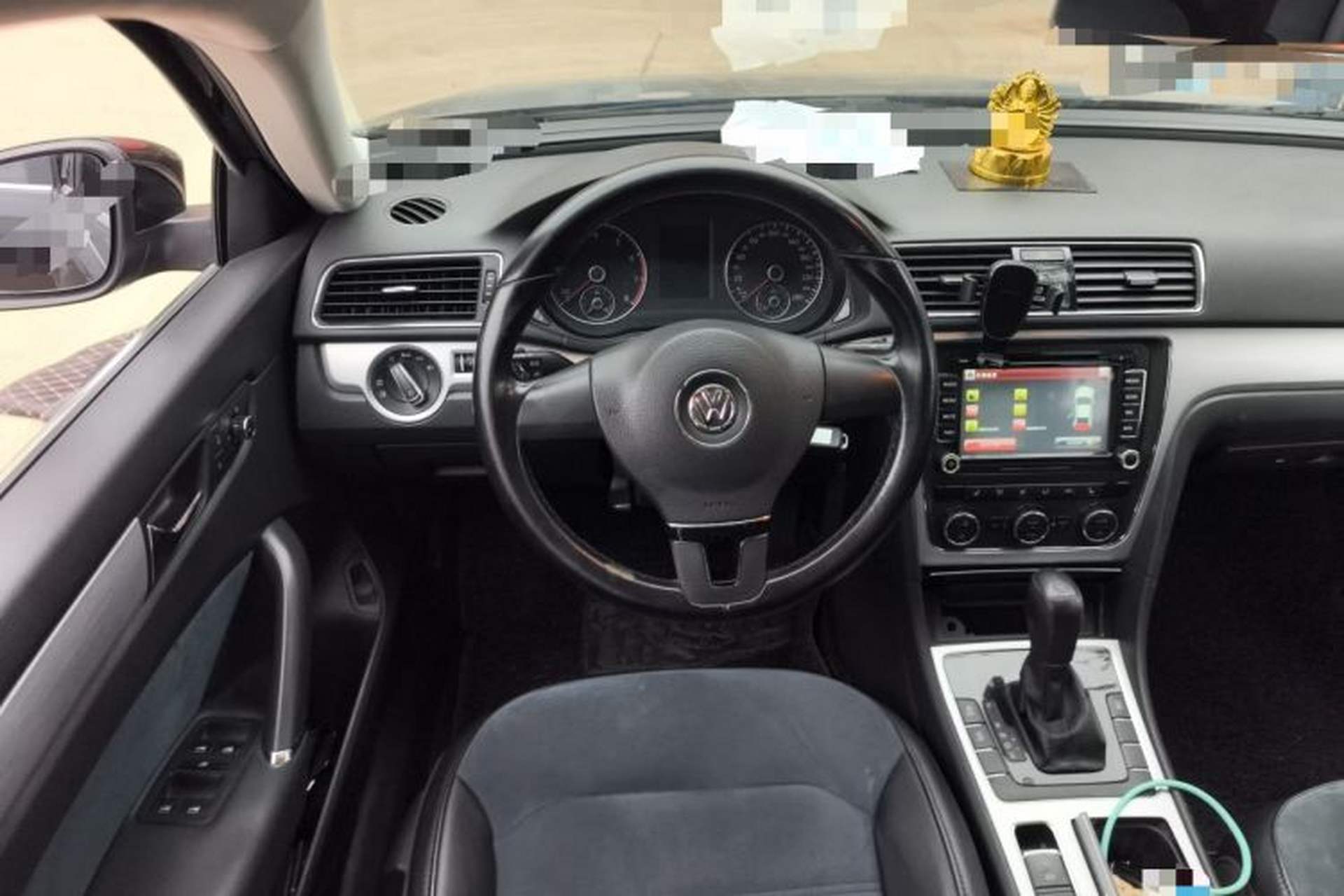 Used Volkswagen Passat 2014 1.4TSI DSG BlueMotion Technology Edition Steering Wheel