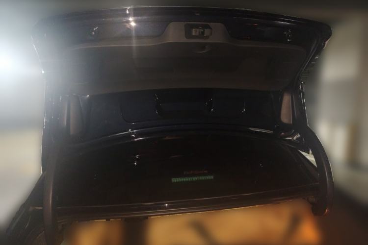 Used Volkswagen Passat 2014 1.8TSI DSG Prestige Edition Trunk