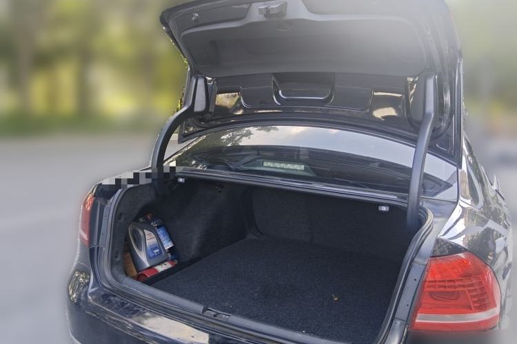 Used Volkswagen Passat 2014 1.8TSI DSG Prestige Edition Trunk