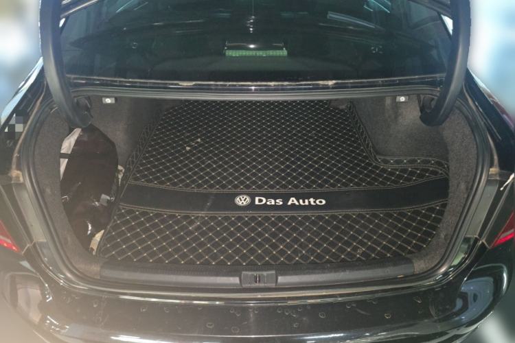 Used Volkswagen Passat 2014 1.8TSI DSG Prestige Edition Trunk