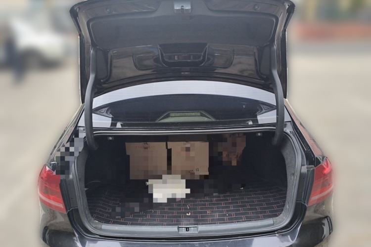 Used Volkswagen Passat 2014 1.8TSI DSG Prestige Edition Trunk