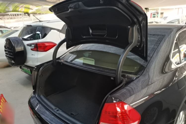 Used Volkswagen Passat 2014 1.8TSI DSG Prestige Edition Trunk