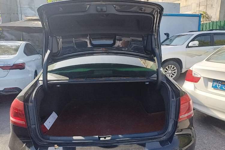 Used Volkswagen Passat 2014 1.8TSI DSG Prestige Edition Trunk