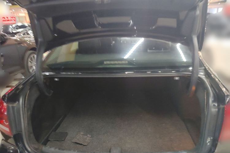 Used Volkswagen Passat 2014 1.8TSI DSG Prestige Edition Trunk