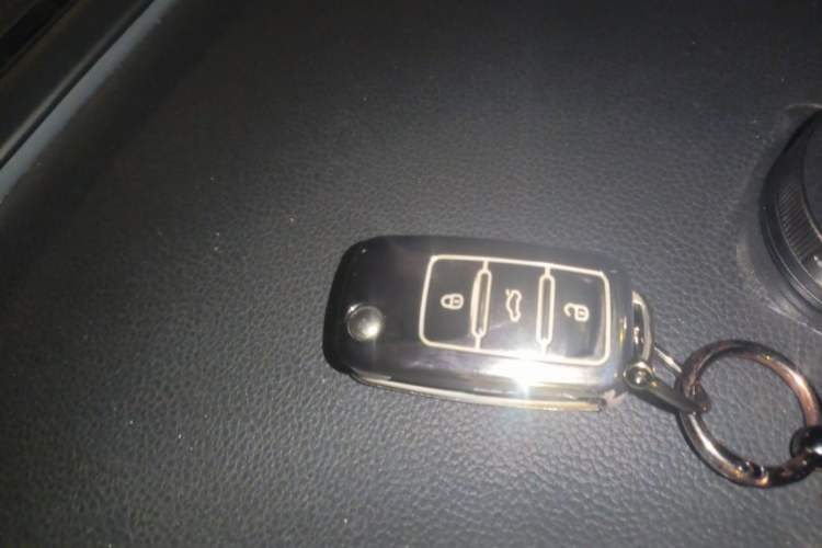 Used Volkswagen Passat 2014 2.0 TSI DSG Prestige Edition Vehicle Key