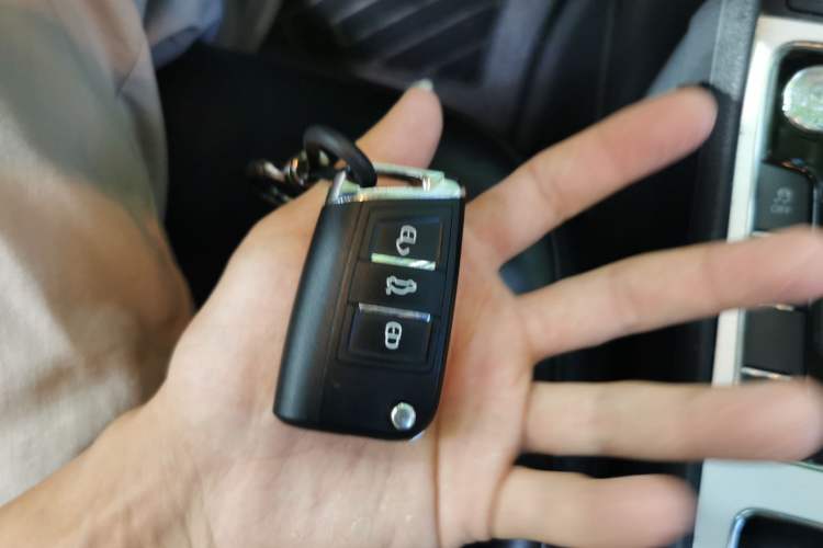 Used Volkswagen Passat 2014 1.8TSI DSG Prestige Edition Vehicle Key