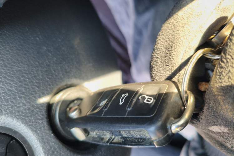 Used Volkswagen Passat 2014 1.8TSI DSG 30th Anniversary Edition Vehicle Key