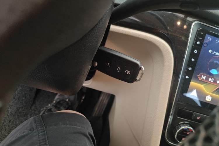 Used Volkswagen Passat 2014 1.8TSI DSG Prestige Edition Vehicle Key