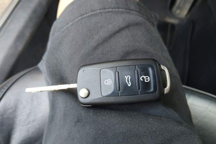 Used Volkswagen Passat 2014 1.8TSI DSG Prestige Edition Vehicle Key
