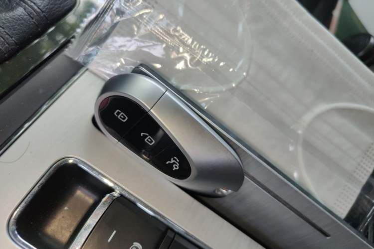 Used Volkswagen Passat 2014 1.8TSI DSG Prestige Edition Vehicle Key