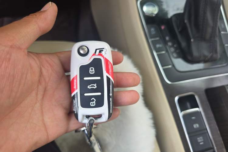 Used Volkswagen Passat 2014 1.8TSI DSG Prestige Edition Vehicle Key