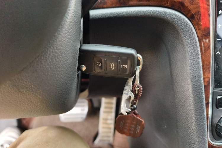 Used Volkswagen Passat 2014 1.8TSI DSG Prestige Edition Vehicle Key